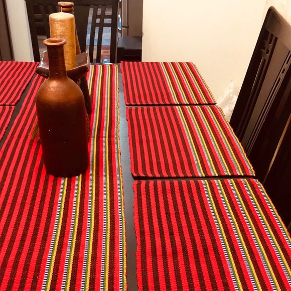 2 sets of Dinning Table Mats. - Picture 4 of 13